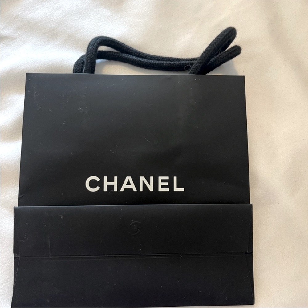 Chanel Camellia Flower Brooch + box + gift bag - Picture 6 of 6